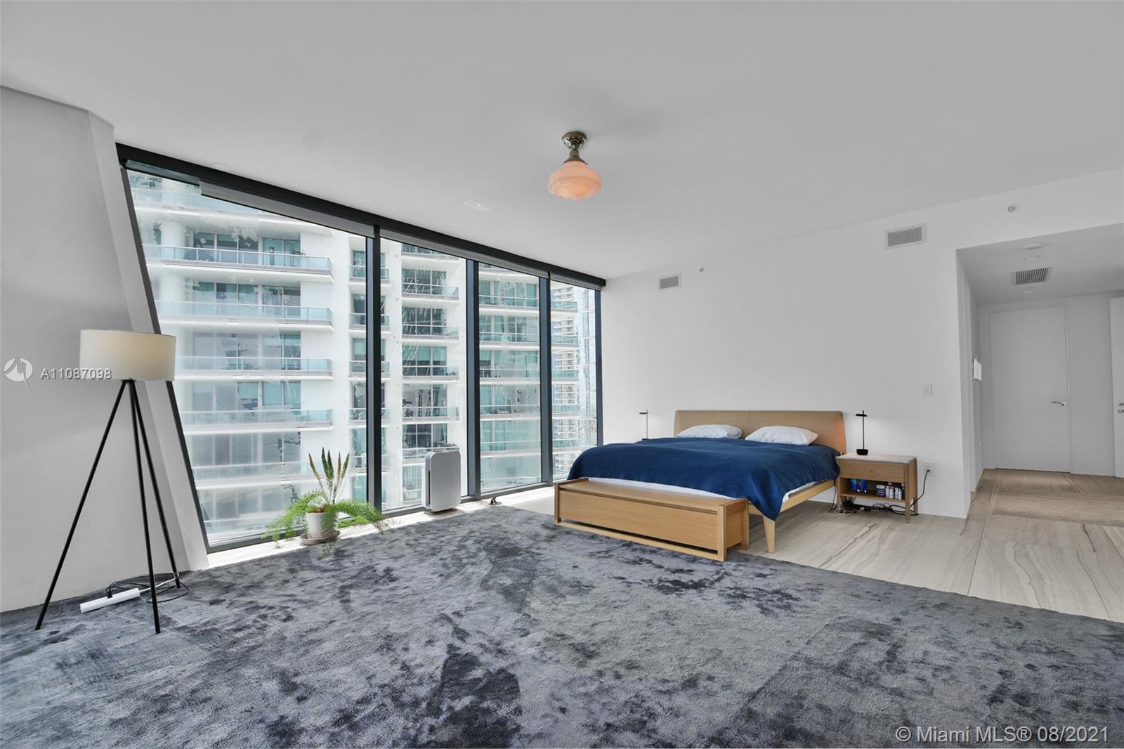 ONE THOUSAND MUSEUM - Residential