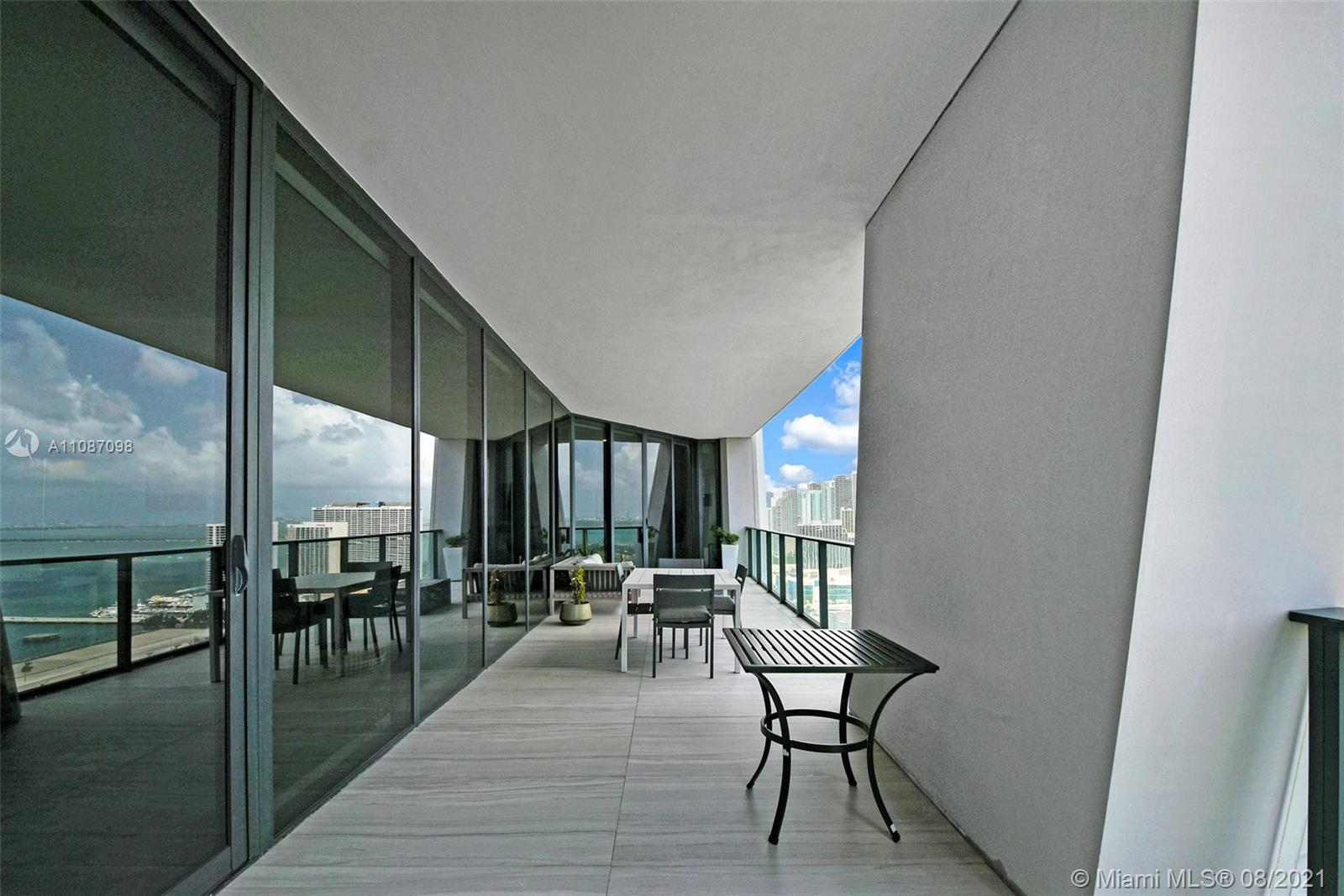 ONE THOUSAND MUSEUM - Residential