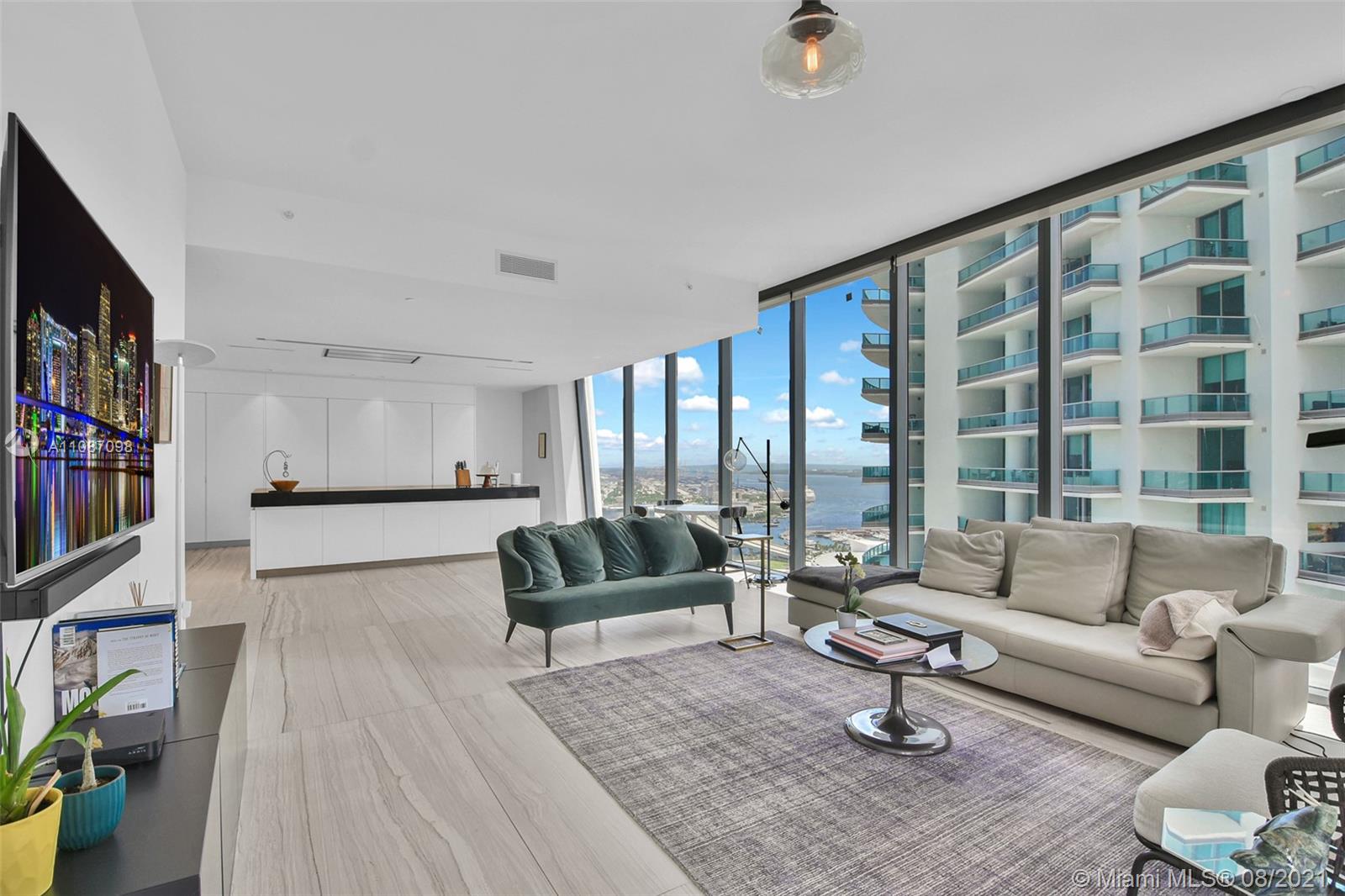 ONE THOUSAND MUSEUM - Residential