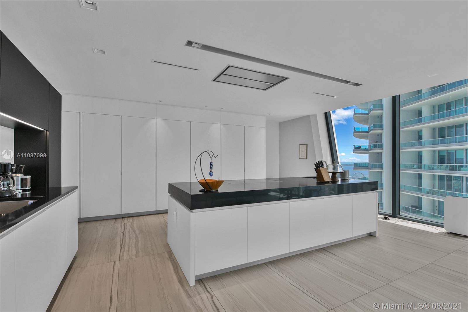 ONE THOUSAND MUSEUM - Residential