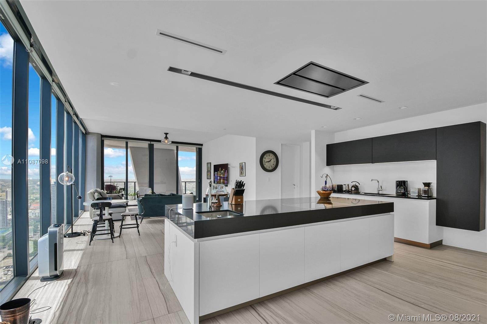 ONE THOUSAND MUSEUM - Residential