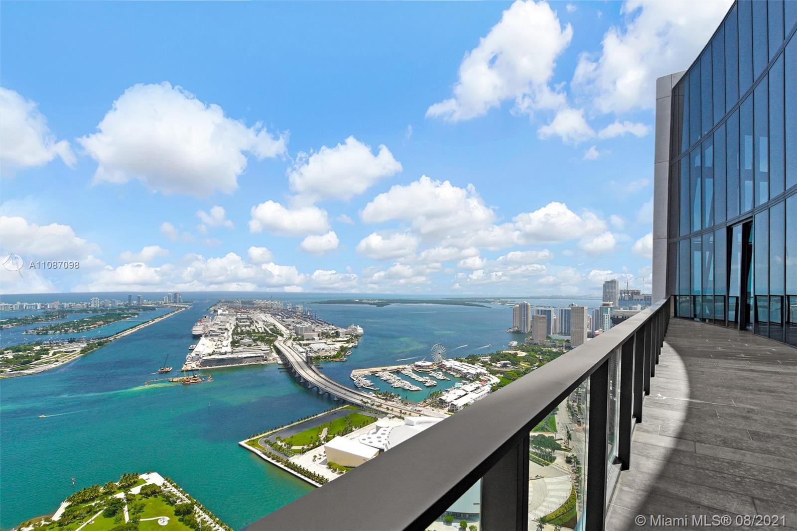 ONE THOUSAND MUSEUM - Residential