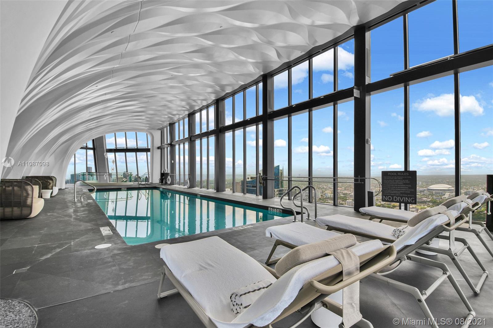 ONE THOUSAND MUSEUM - Residential