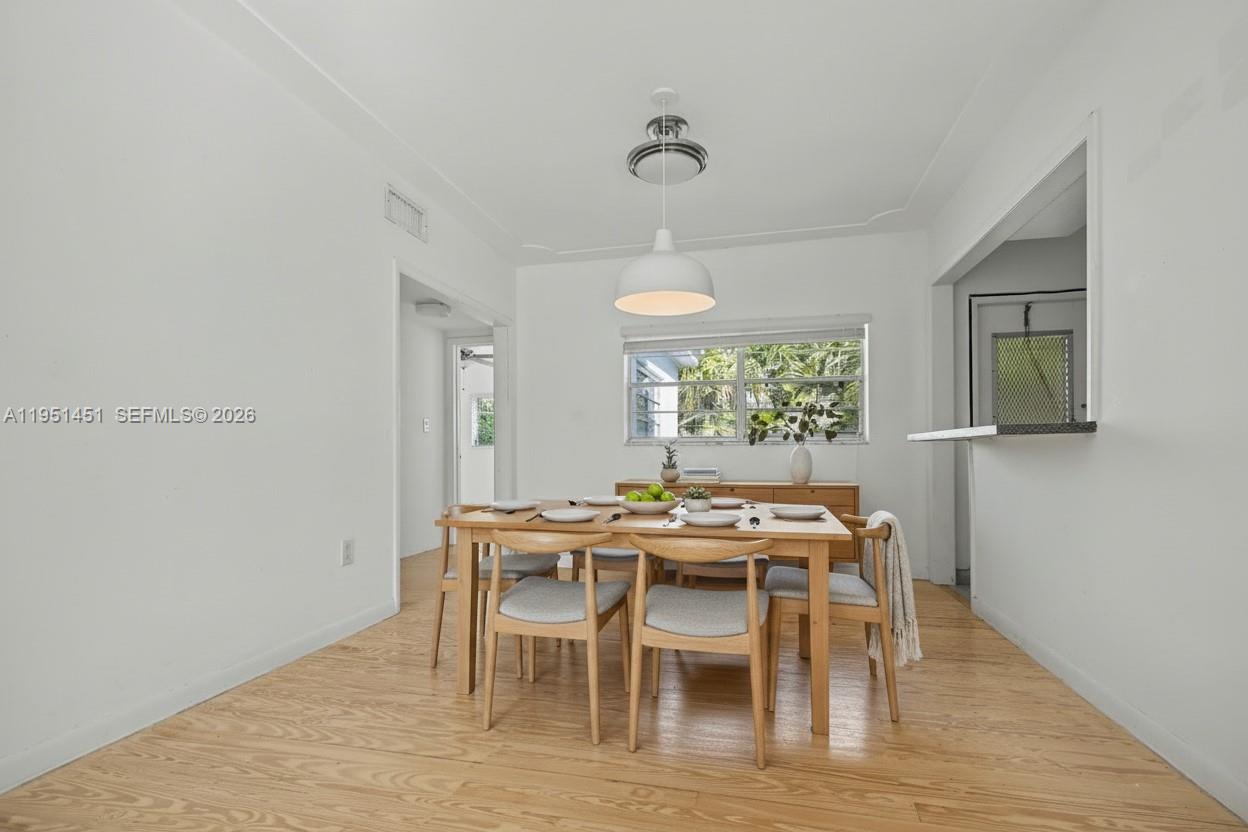 SUNRISE HARBOUR REV PL - Residential