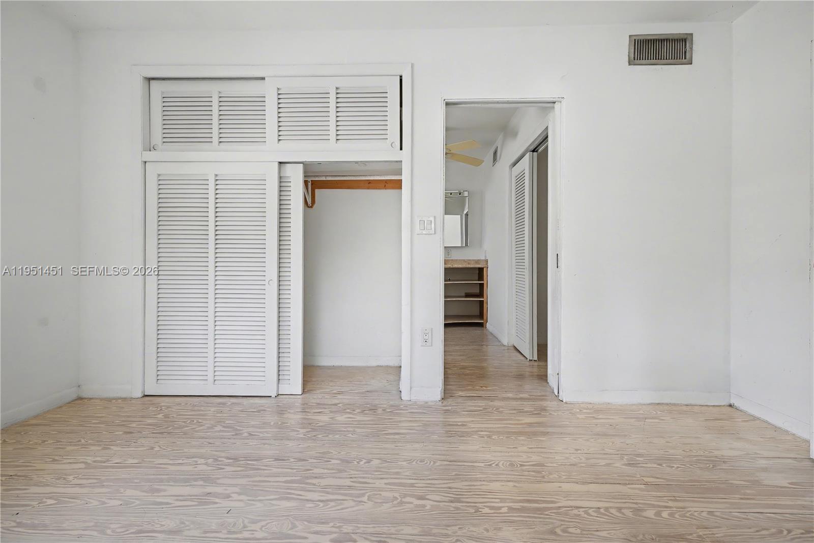 SUNRISE HARBOUR REV PL - Residential