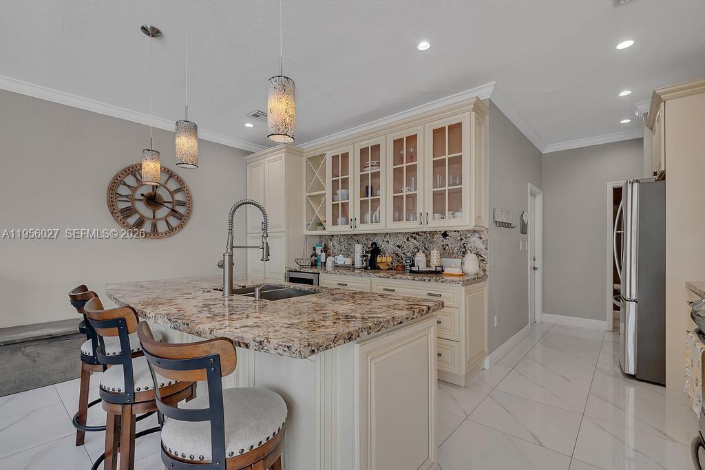 CENTURY BREEZE - Residential