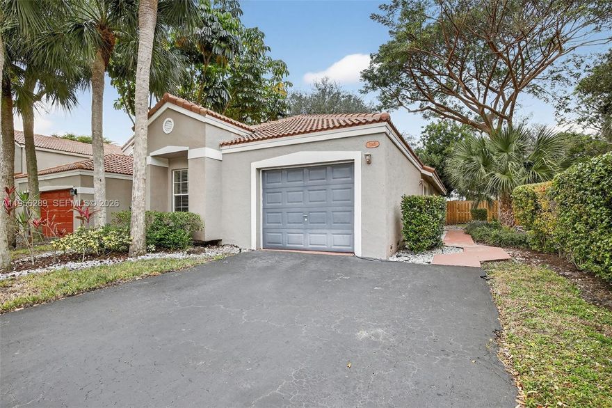 Incredible opportunity to own a rarely available 3-bedroom, 2-bath home in Bridgewater. This single-story corner residence features vaulted ceilings, a functional floor plan, and full hurricane protection for added peace of mind. The large private backyard offers a brand-new fence and plenty of space to add a pool. Zoned for Central Park Elementary. Residents enjoy access to the community pool and the convenience of being steps from Deicke Park, featuring basketball courts, pickleball and tennis courts, and walking paths. Association dues are paid quarterly and include lawn maintenance, cable TV, and internet. Priced to sell!