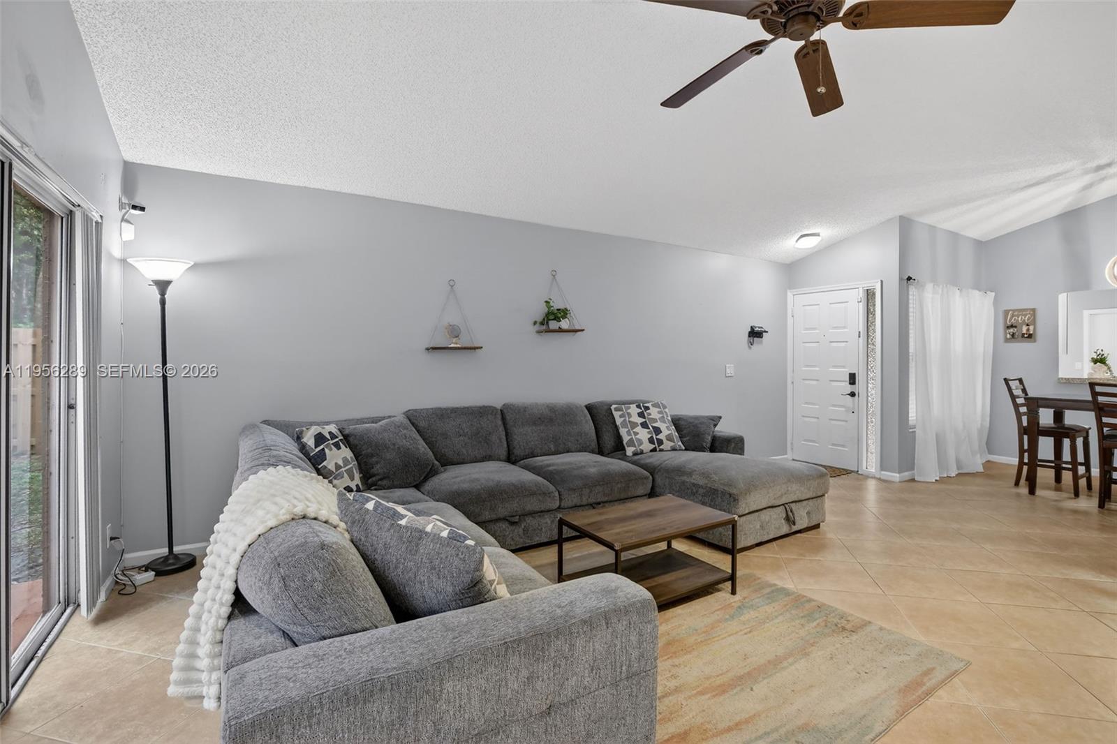 BRIDGEWATER AT PLANTATION - Residential