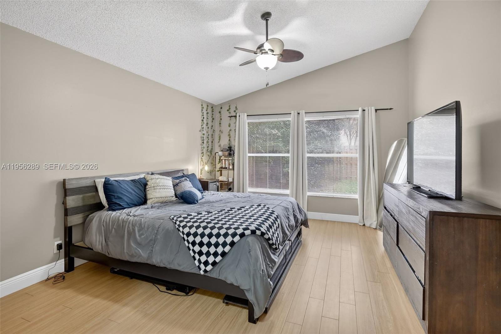 BRIDGEWATER AT PLANTATION - Residential