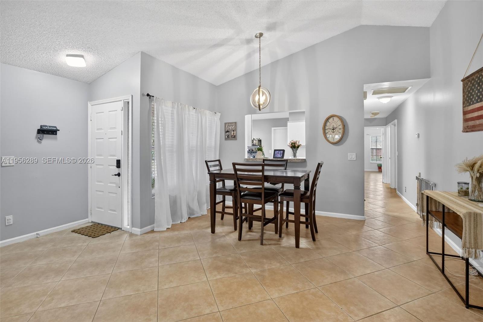 BRIDGEWATER AT PLANTATION - Residential