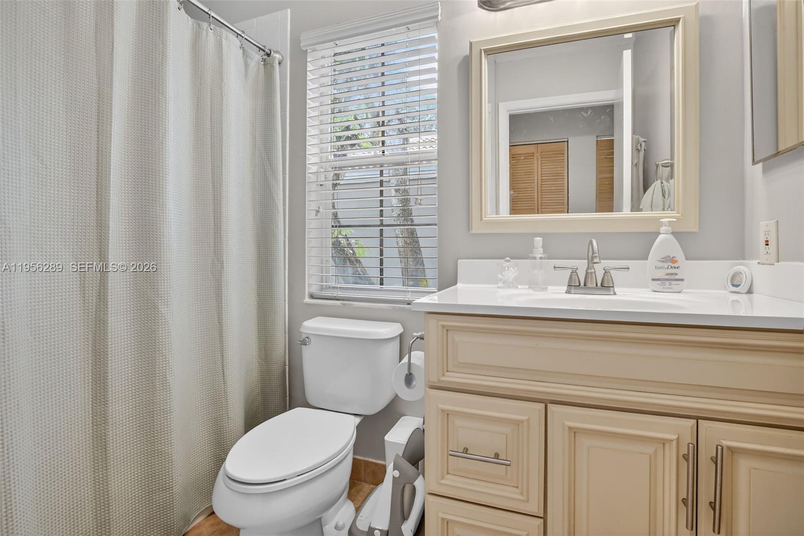 BRIDGEWATER AT PLANTATION - Residential