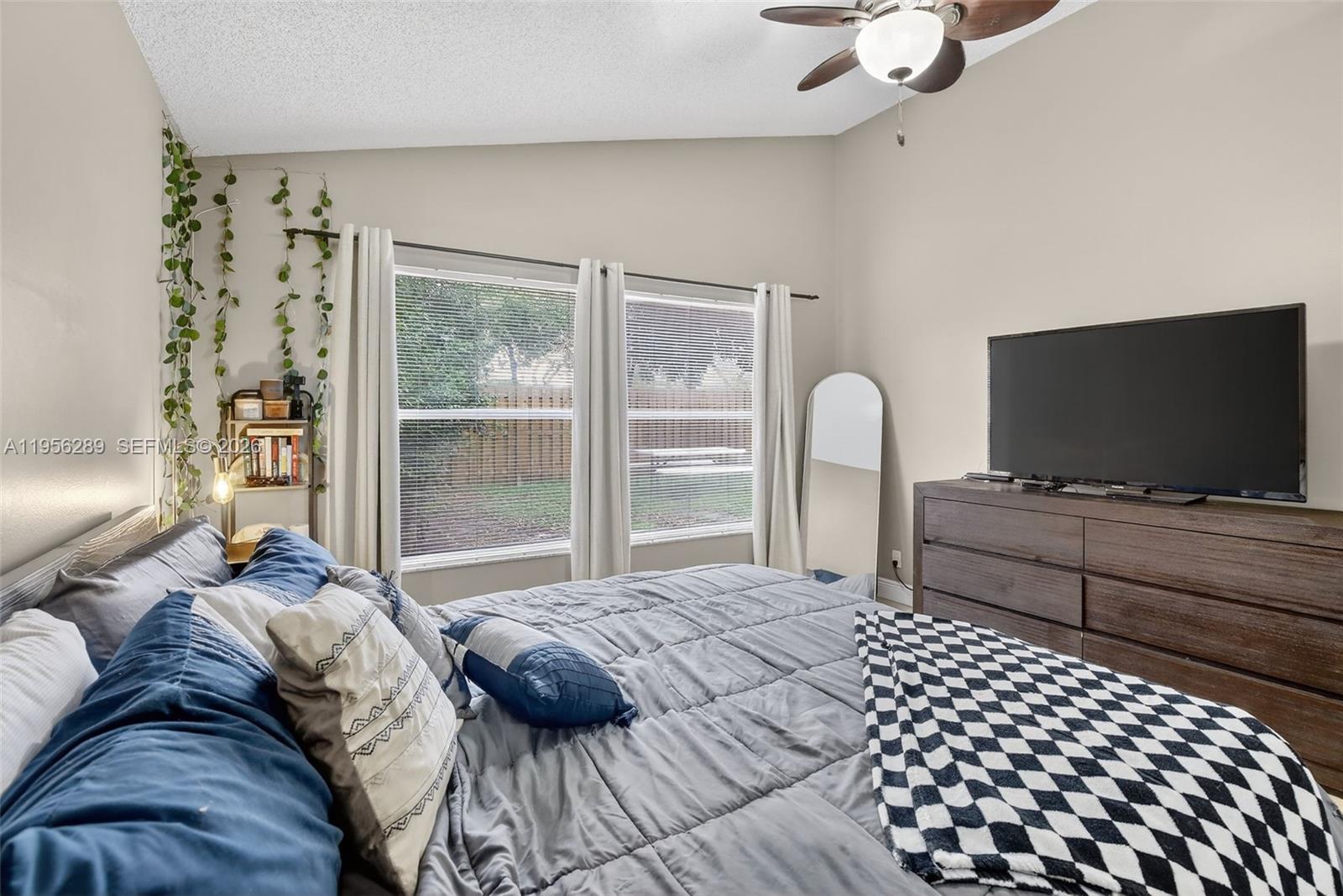 BRIDGEWATER AT PLANTATION - Residential