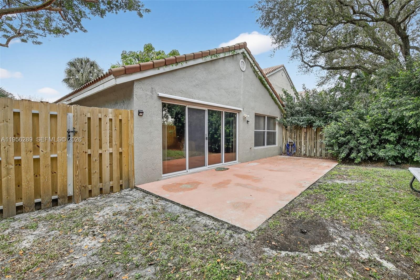 BRIDGEWATER AT PLANTATION - Residential