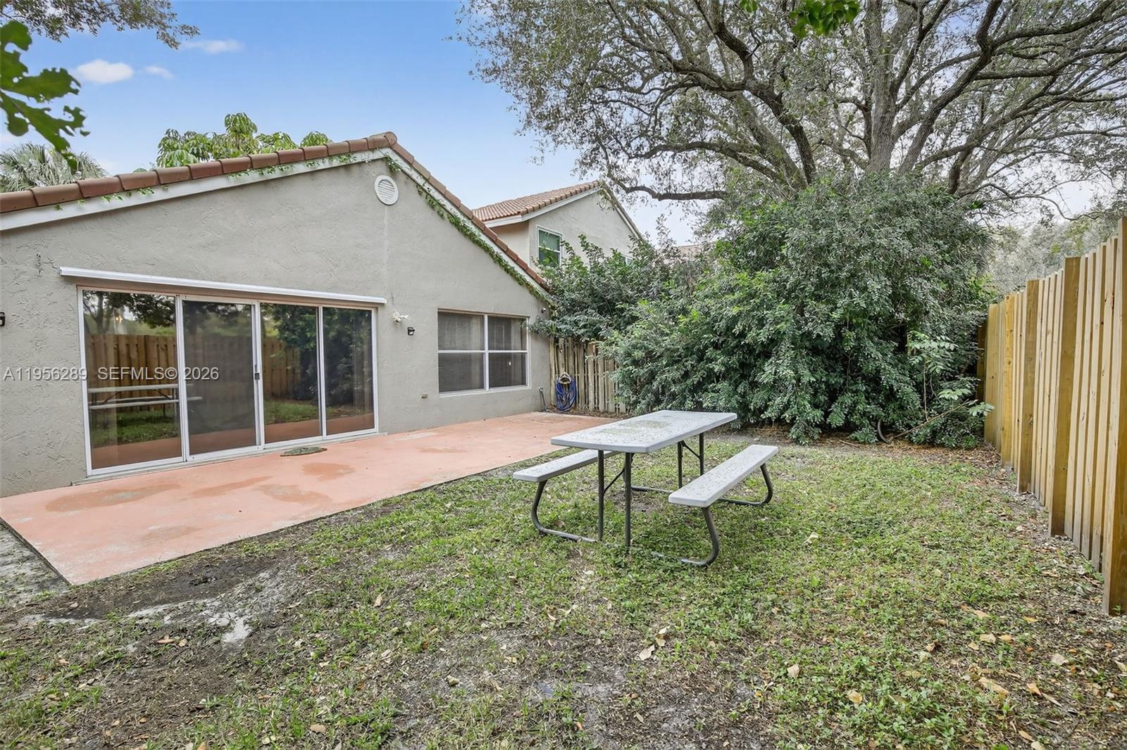 BRIDGEWATER AT PLANTATION - Residential