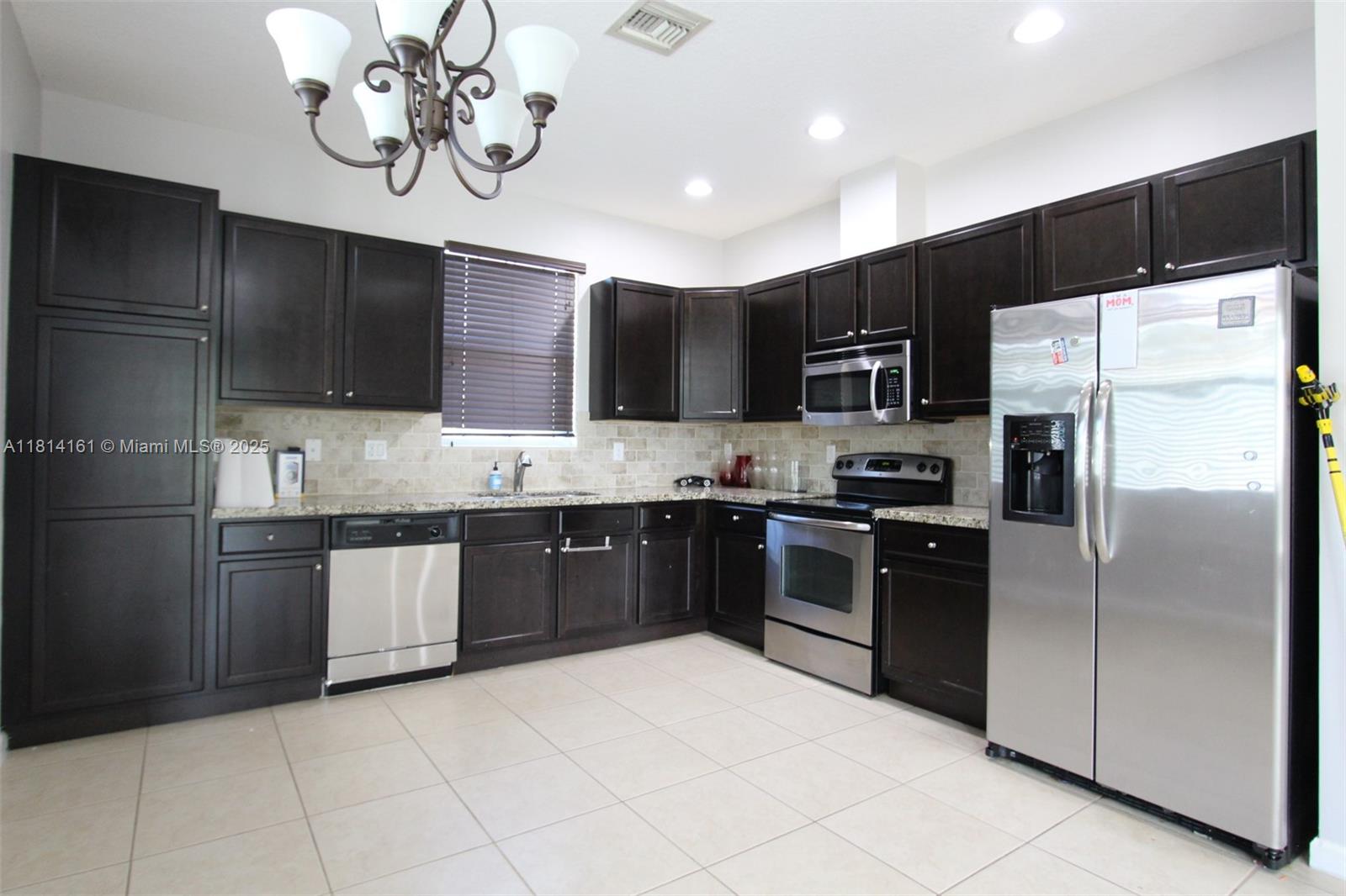 2927 Cascada Isles Way 2927