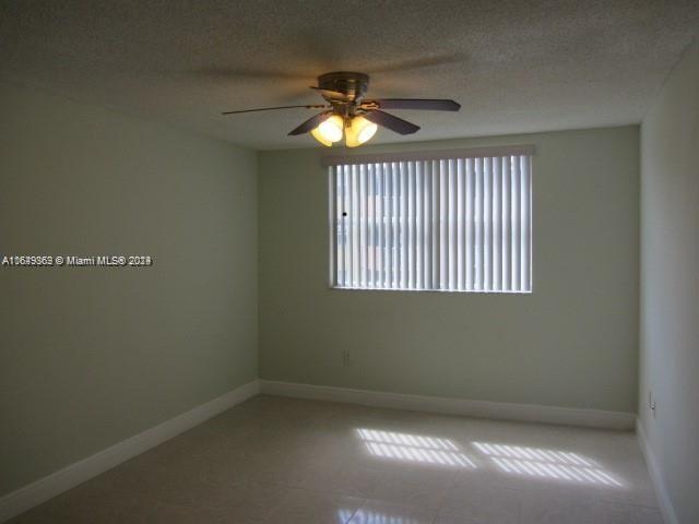 LAS VISTAS AT DORAL CONDO - Residential