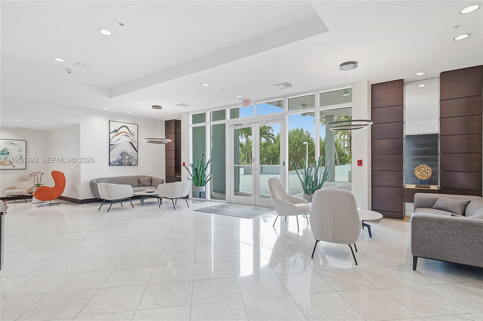 THE BRIDGEWATER CONDO - Residential