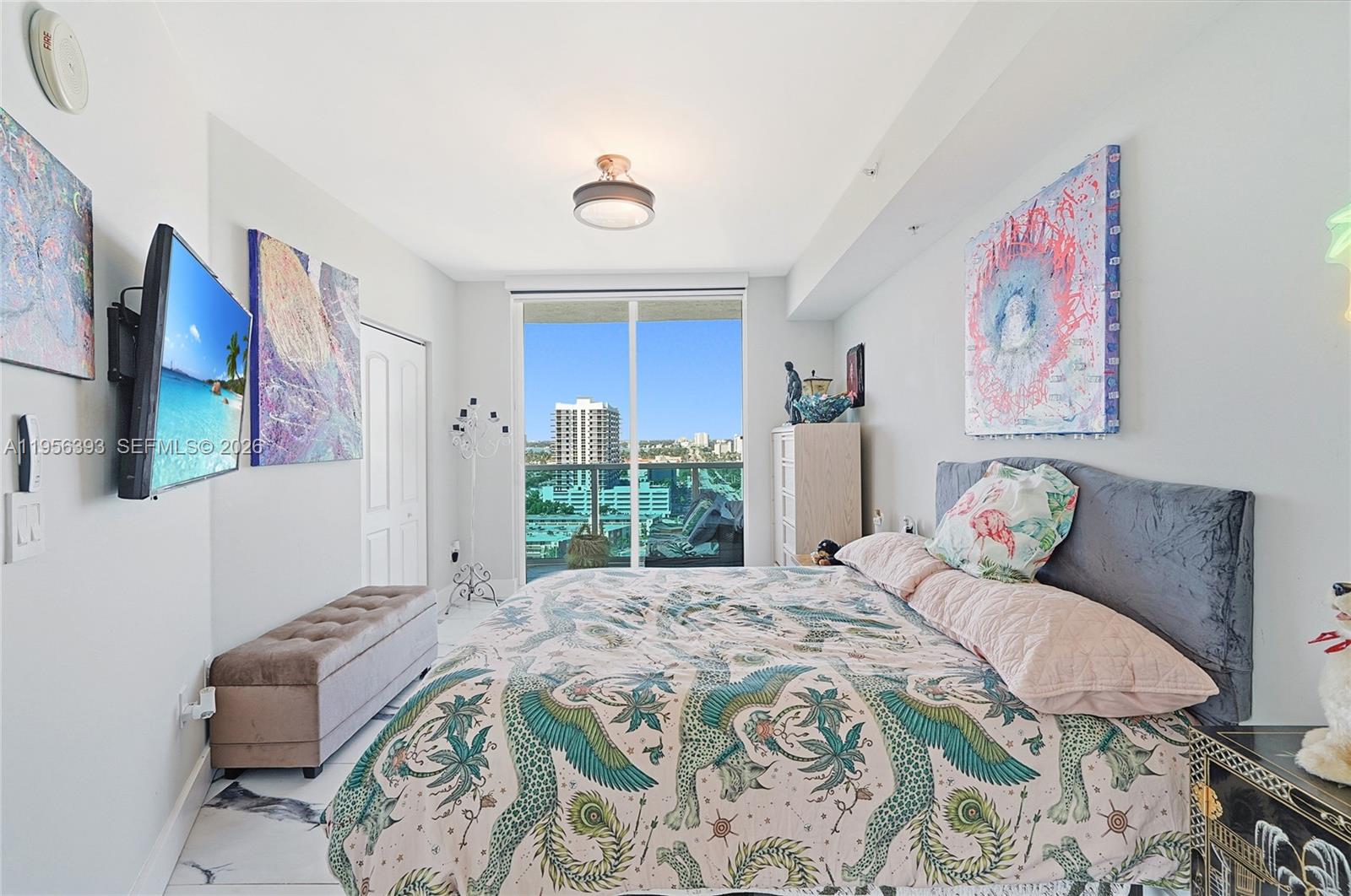 THE BRIDGEWATER CONDO - Residential