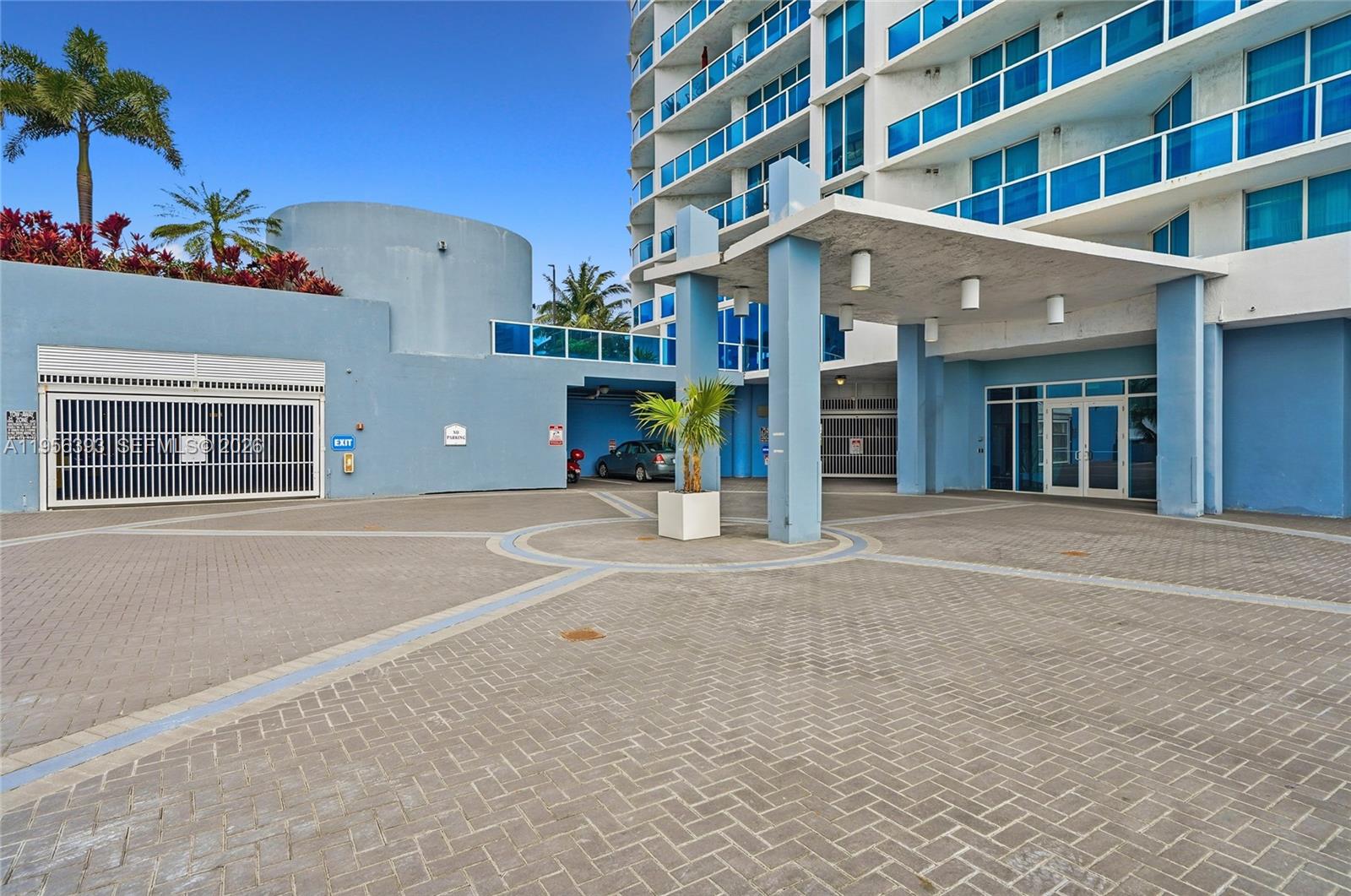 THE BRIDGEWATER CONDO - Residential