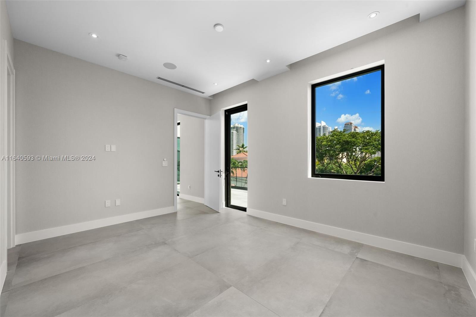GOLDEN SHORES OCEAN BLVD - Residential