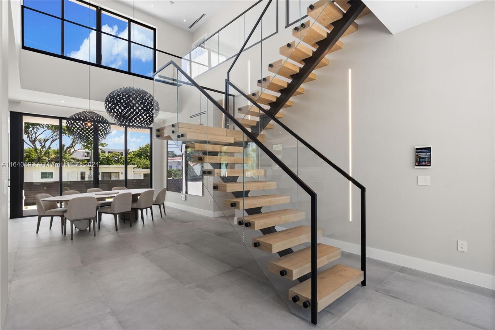 GOLDEN SHORES OCEAN BLVD - Residential
