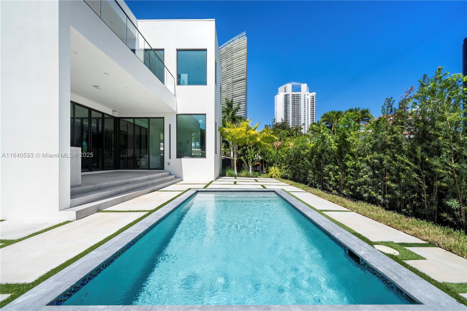 GOLDEN SHORES OCEAN BLVD - Residential