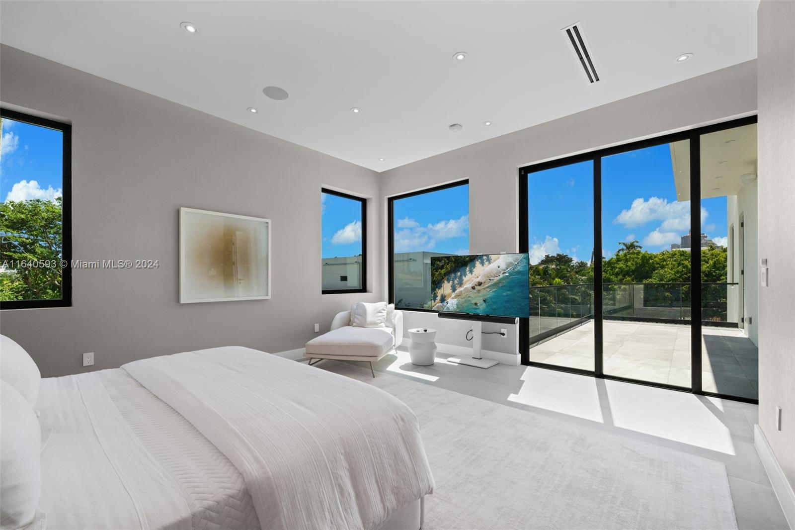 GOLDEN SHORES OCEAN BLVD - Residential