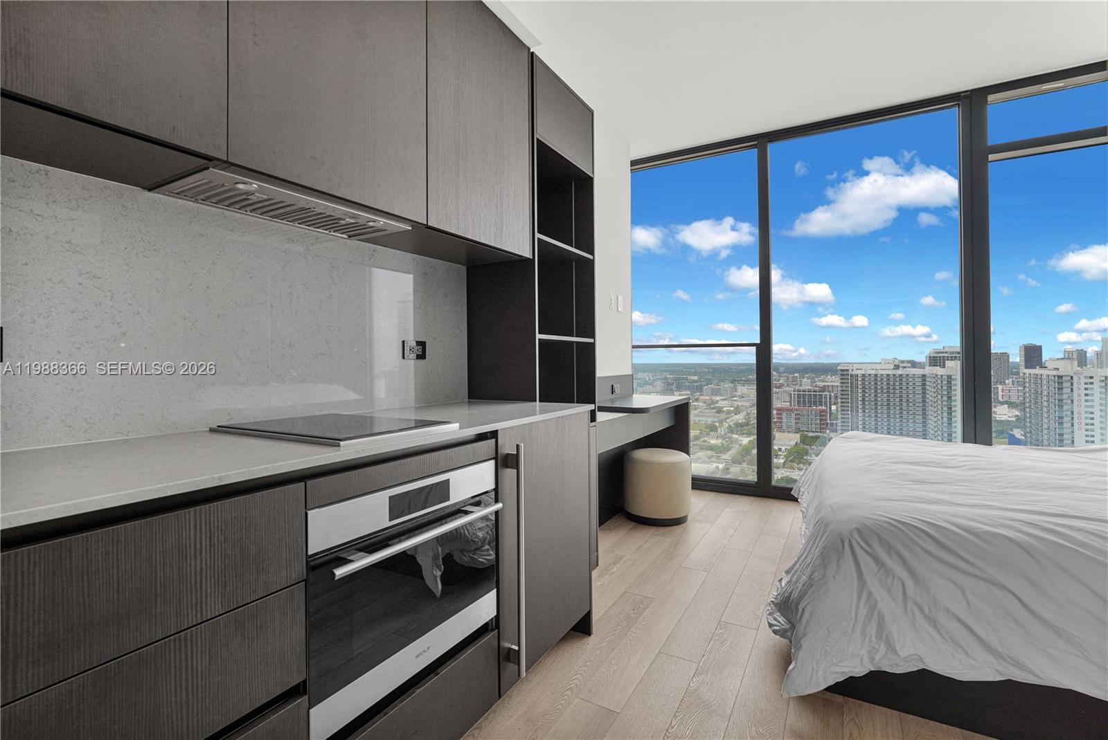 MIAMI NORTH - Residential
