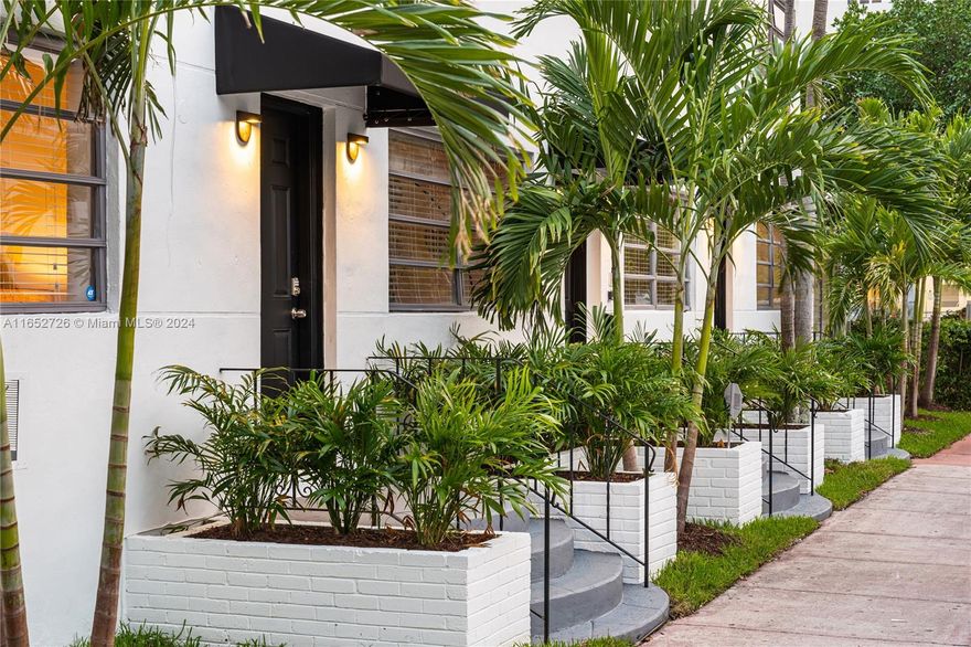 Steps away from 500 Alton Project, 3 Acre Park Coming To Alton Road 4 Unit Multi-Family on Alton & 8th Street,
on the same block as the New Baptist Health Center in Miami Beach. AAA Location - IDEAL for Owner
Users, Developer or Investors. Flexible CD-2 Zoning allows for Medical Offices / Retails / Hotels / Short Term
Rentals, and Other Commercial Uses. High Traffic Count Intersection & Close to Major Retailers. FAR 2.0 = Develop 15,000 sqft 5 story building. 

Total Monthly income: $15,100, move in 5.3% CAP Rate with potential upside on the rents!

Tenants Pay all expense. the only thing landlord pays is monthly gardening fees, along with taxes and insurance annually!

All Units come furnished with inventory list, they are all the exact same on the interior!