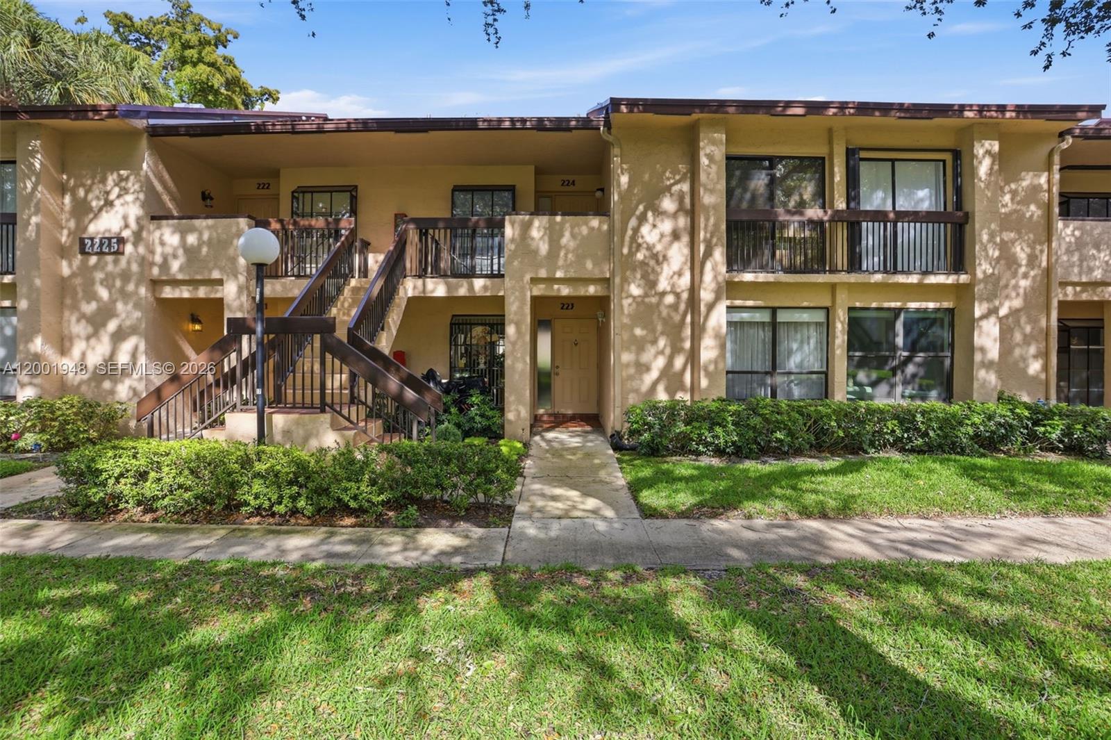 MEADOWRIDGE CONDO - Residential