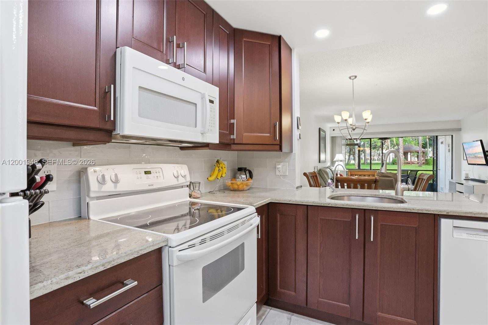 MEADOWRIDGE CONDO - Residential