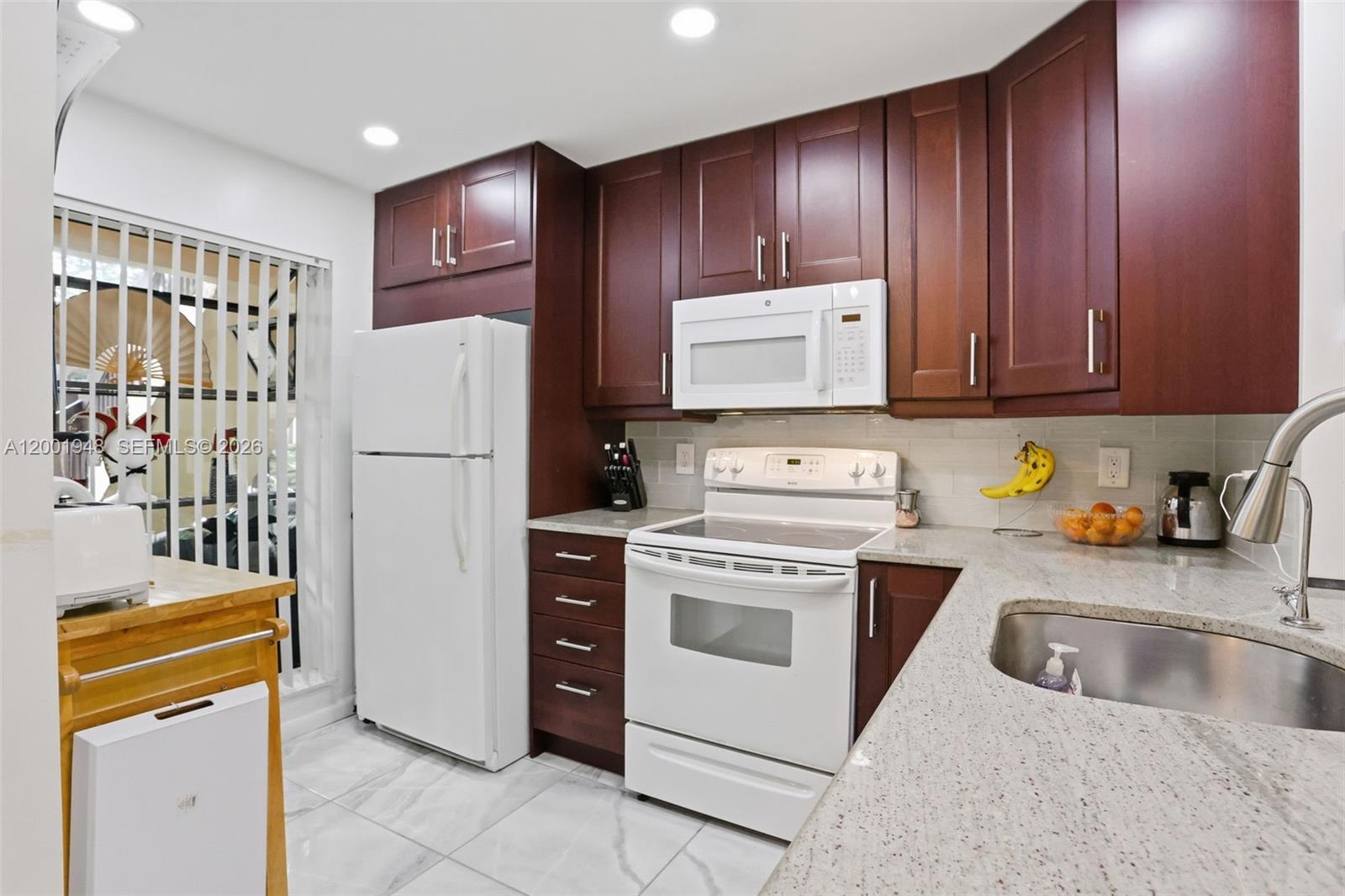 MEADOWRIDGE CONDO - Residential