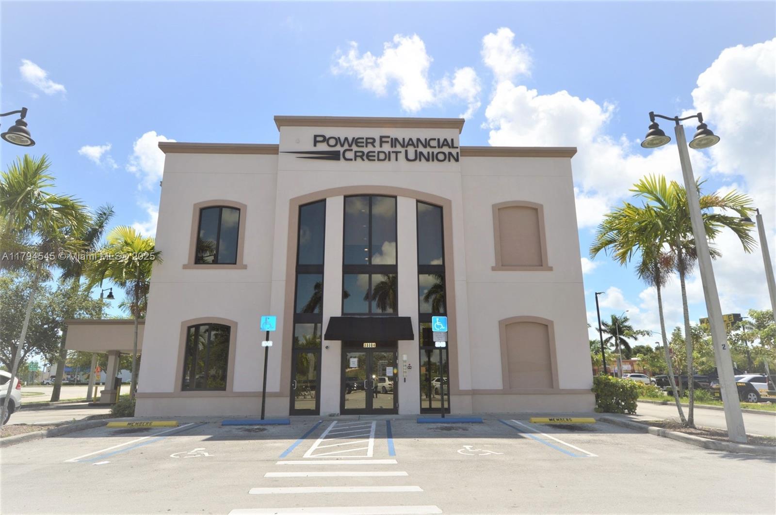 33004 S Dixie Hwy