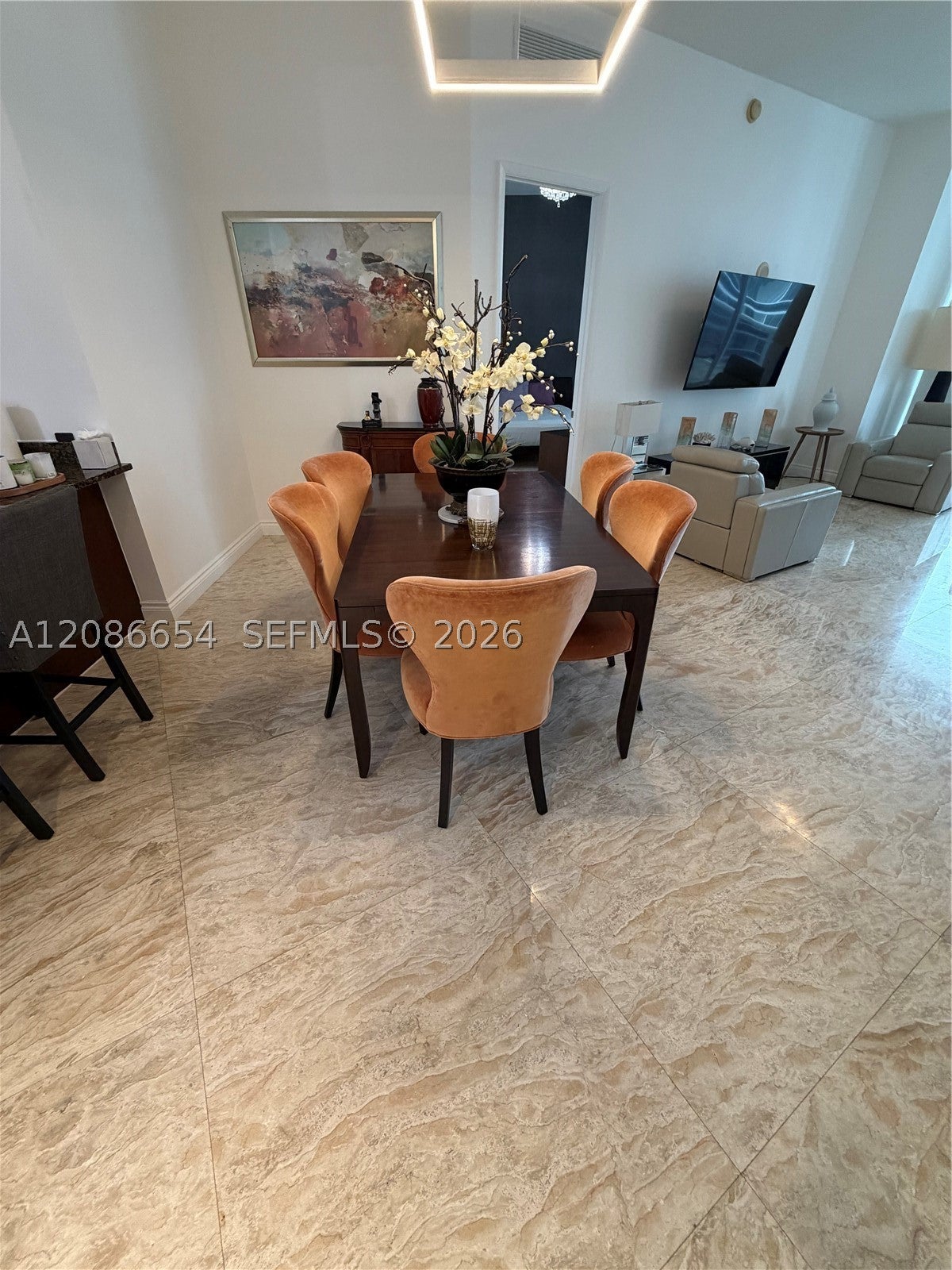 15901 Collins Ave 3707