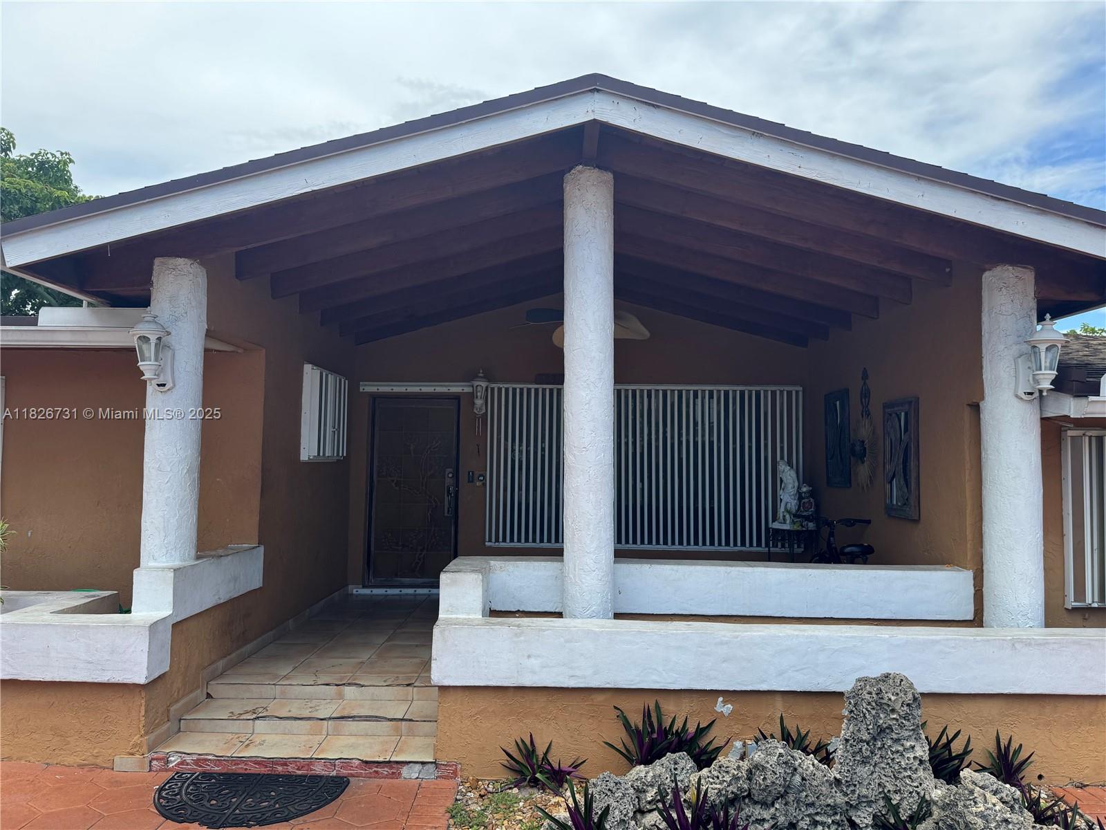 5372 W 9th Ave, Hialeah, FL, 33012/$690,000 4 5372 W 9th Ave