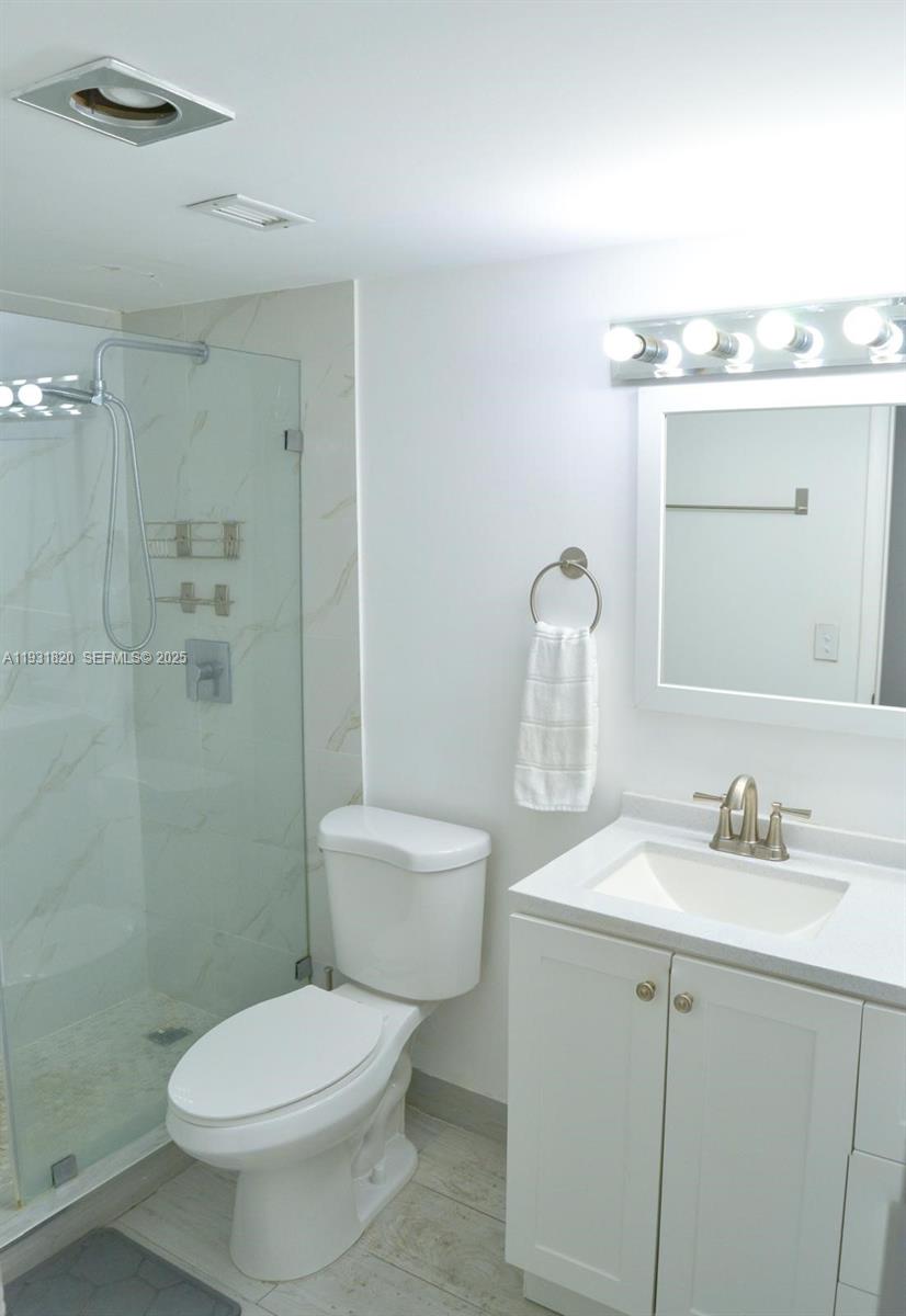 THREE HORIZONS NORTH COND - Residential Lease