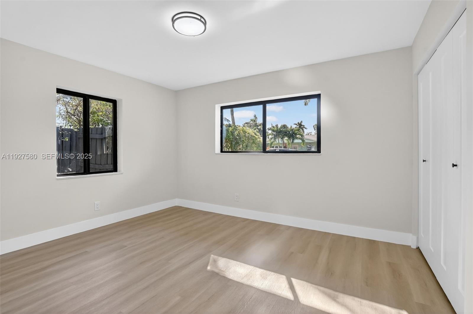 THE COVE - Residential