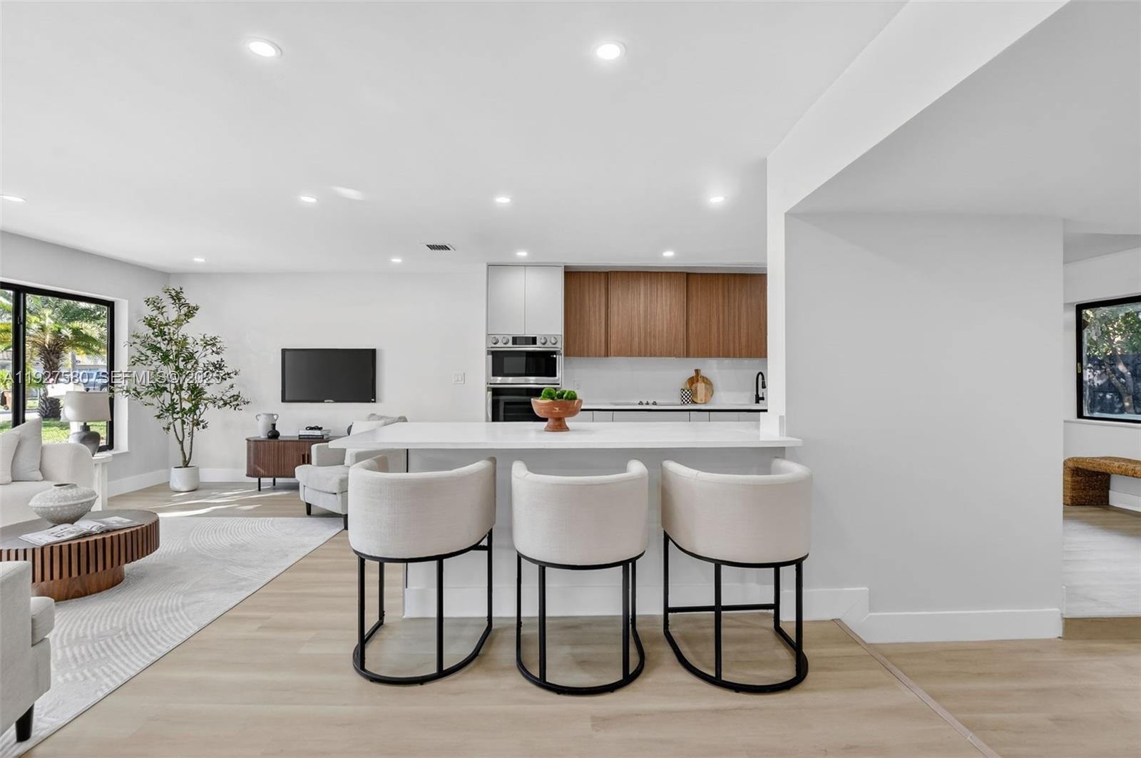 THE COVE - Residential