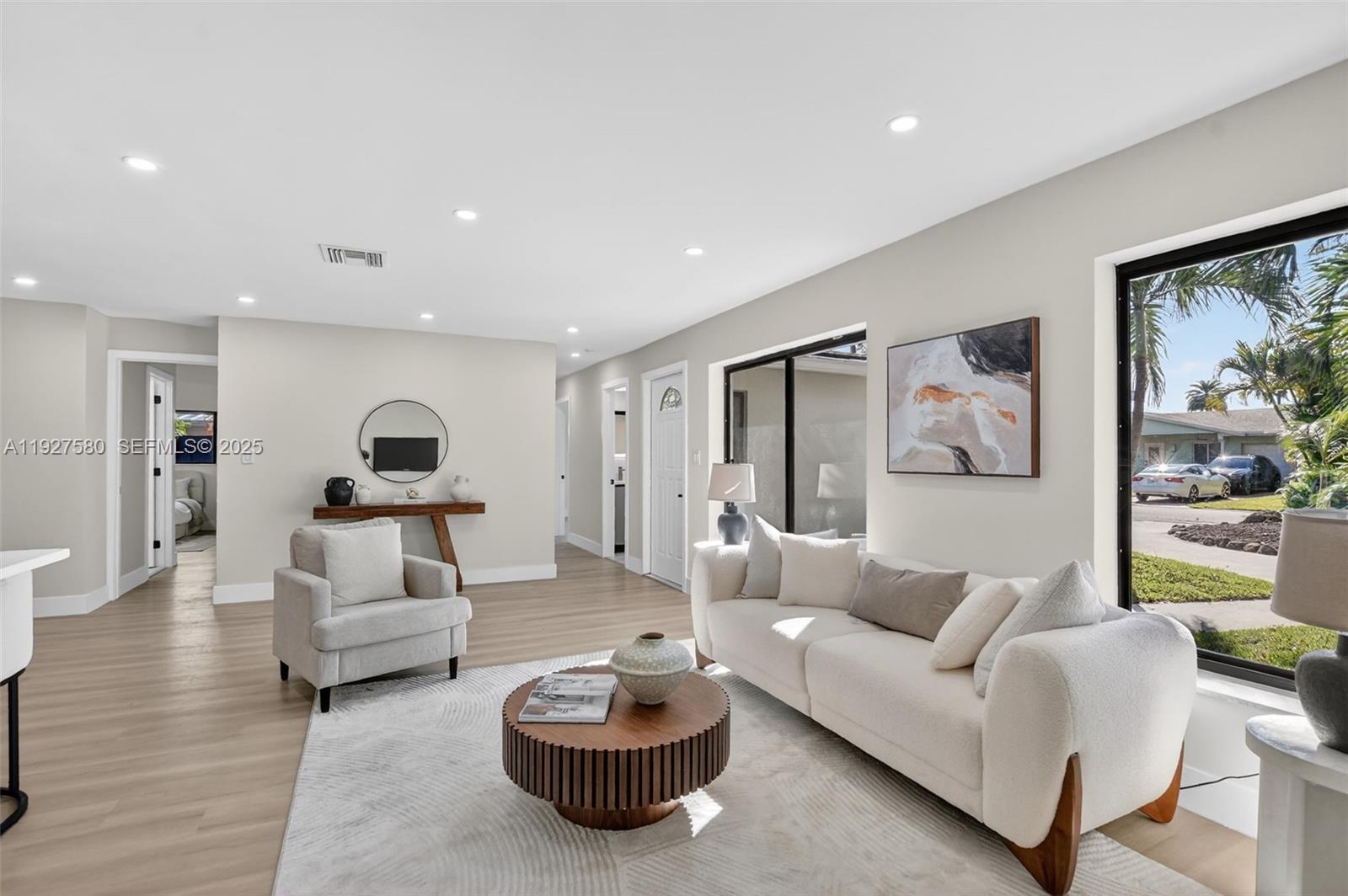 THE COVE - Residential