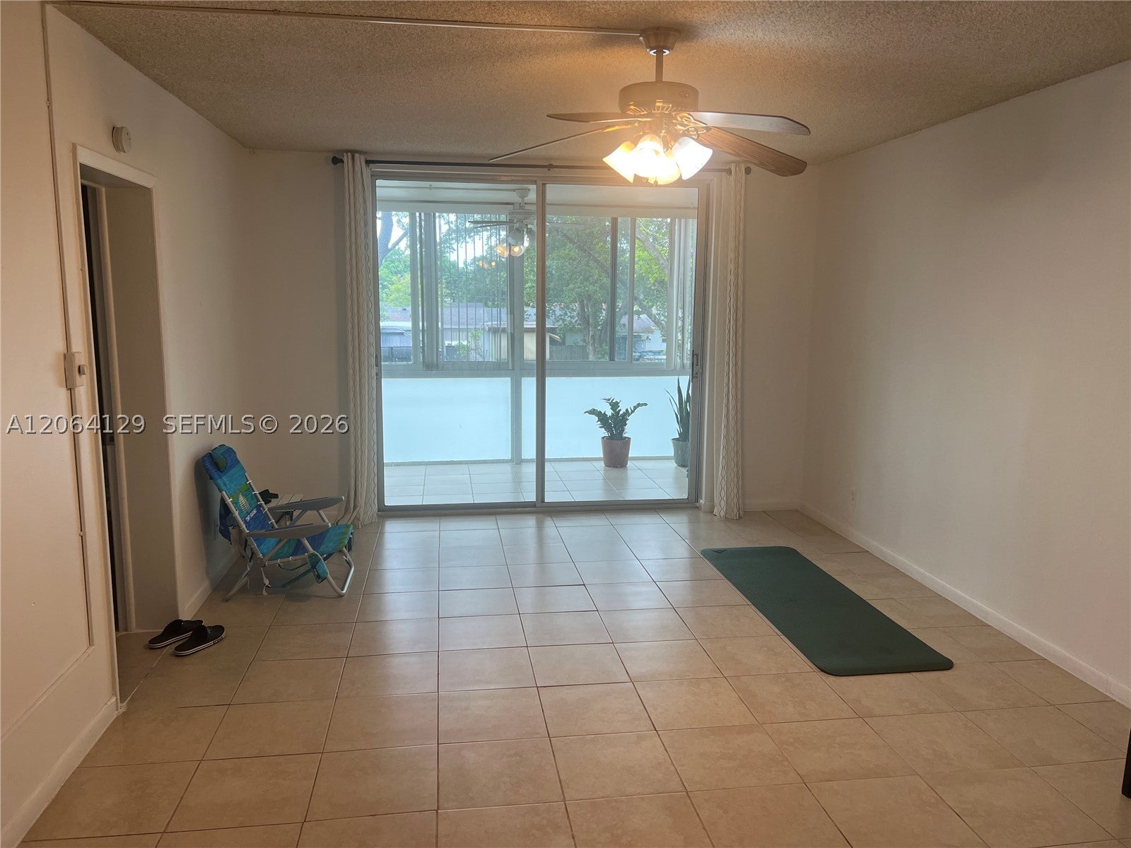 5950 Del Lago Cir 201, Sunrise FL 33313