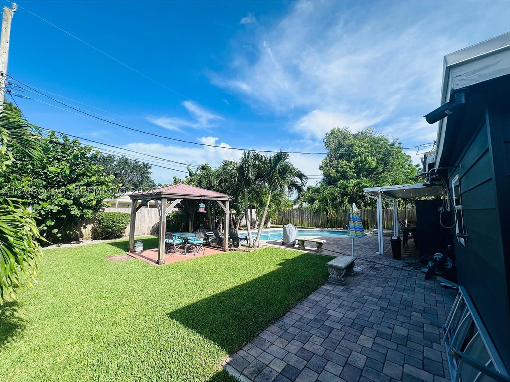 Photo of 1020 S 14th Ct #1, Lantana, FL 33462 (MLS # A12060466)