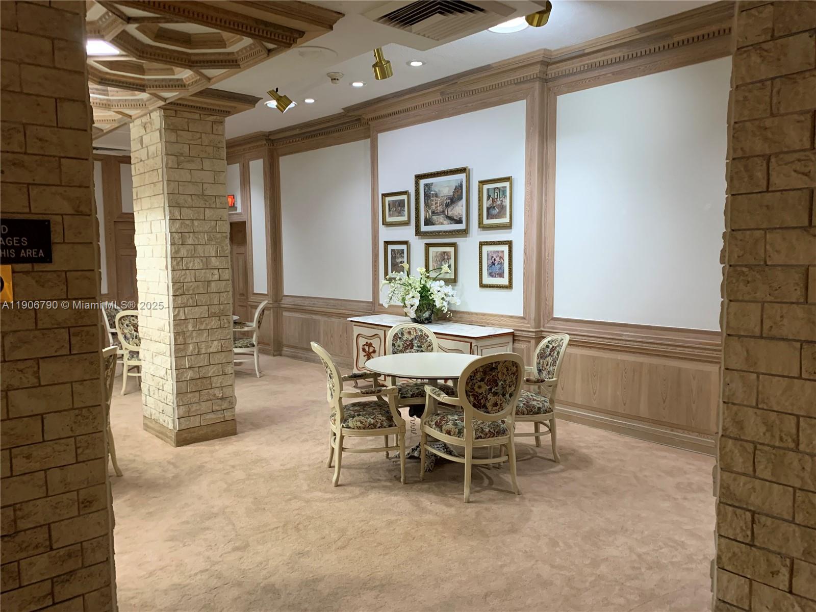 MAISON GRANDE CONDO - Residential Lease