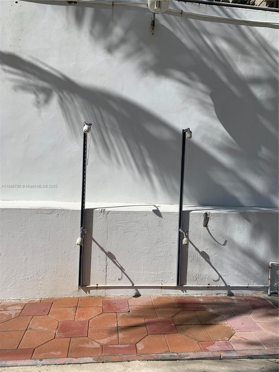 MAISON GRANDE CONDO - Residential Lease