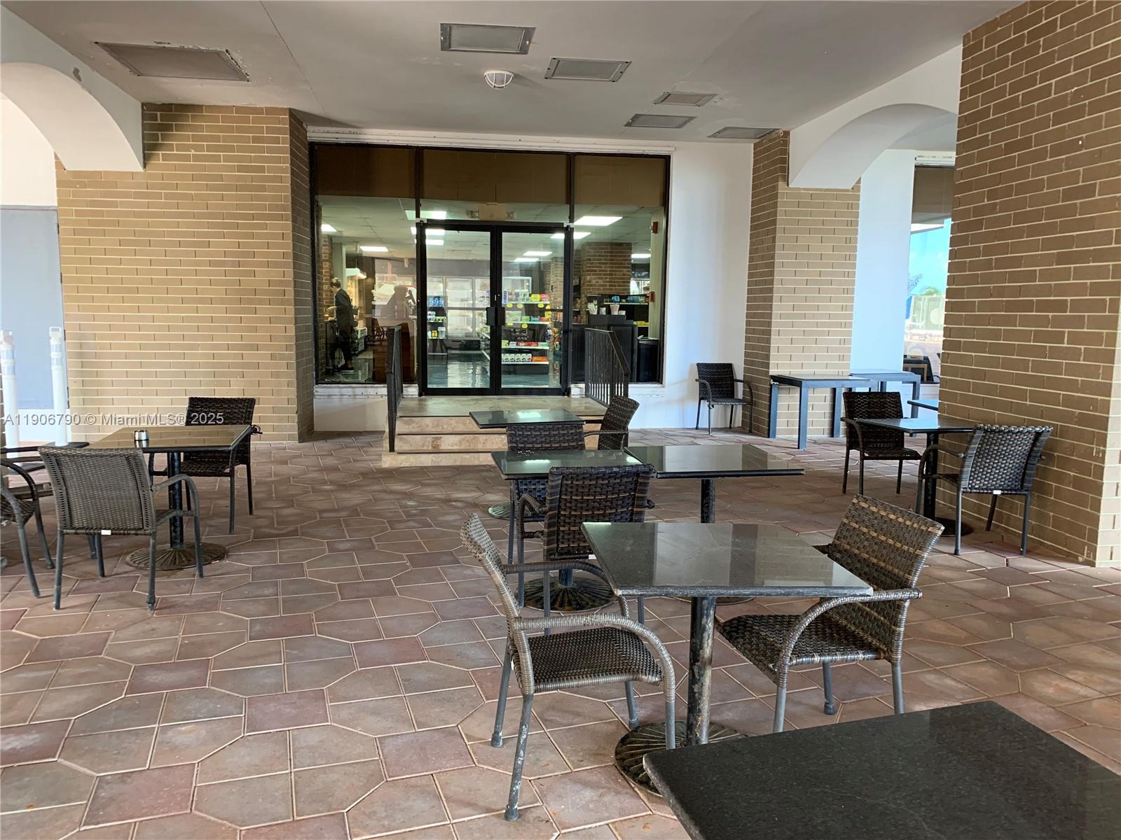 MAISON GRANDE CONDO - Residential Lease