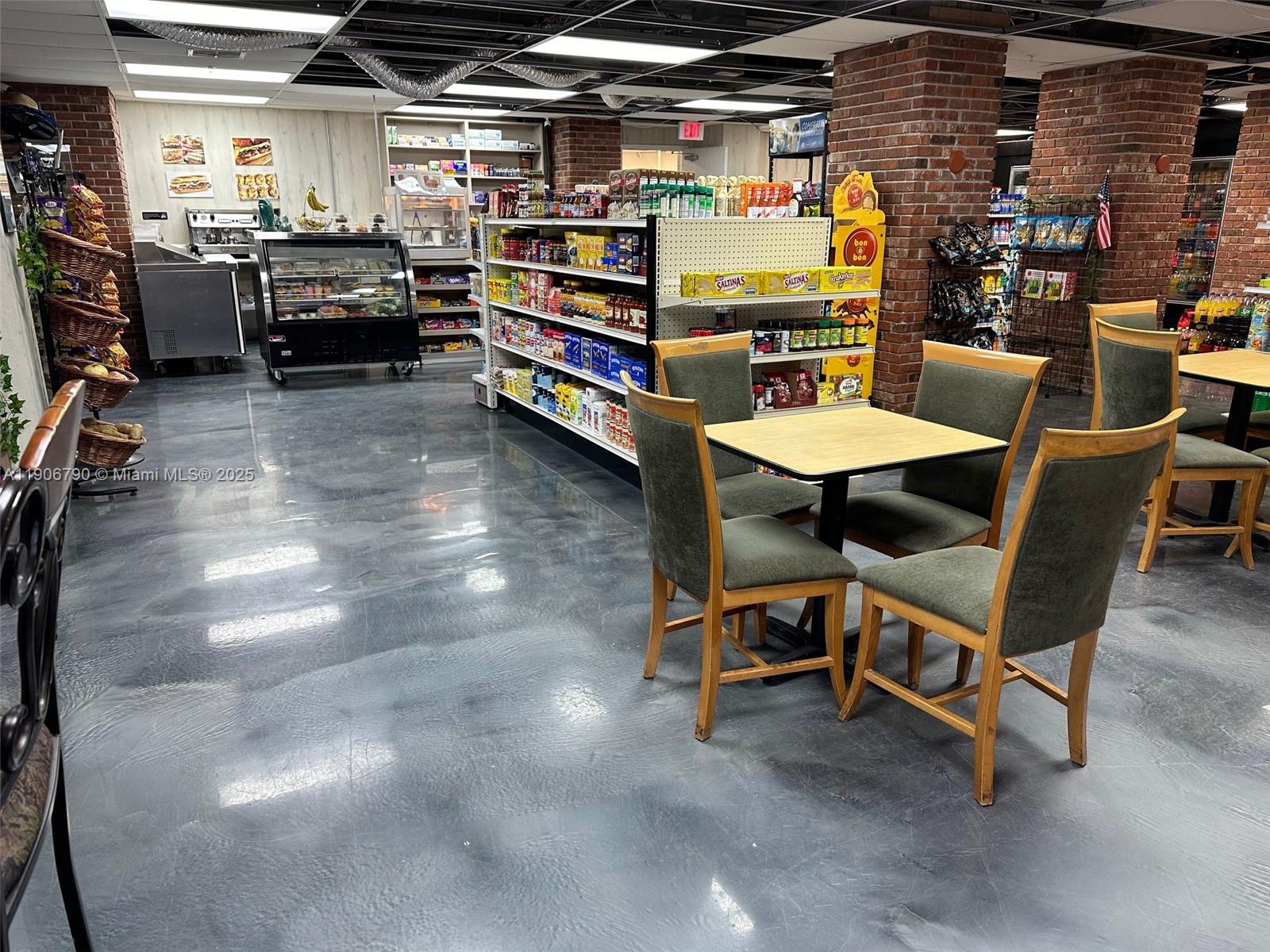 MAISON GRANDE CONDO - Residential Lease