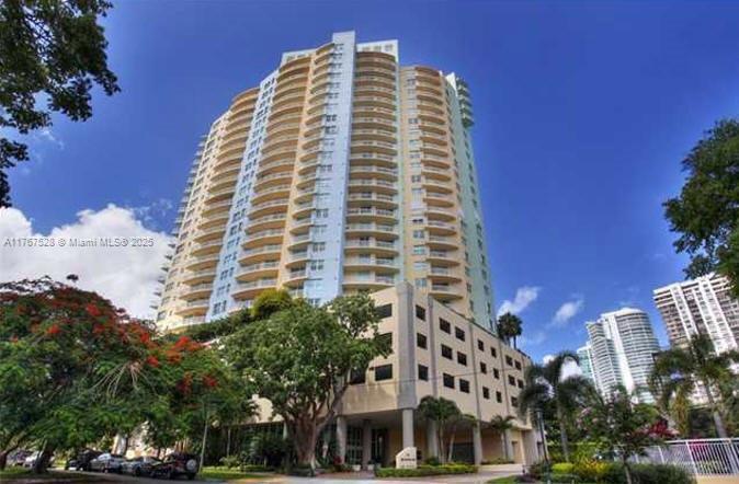 2475 Brickell Ave 2303, Miami, Broward County, Florida - 1 Bedrooms  
1 Bathrooms - 