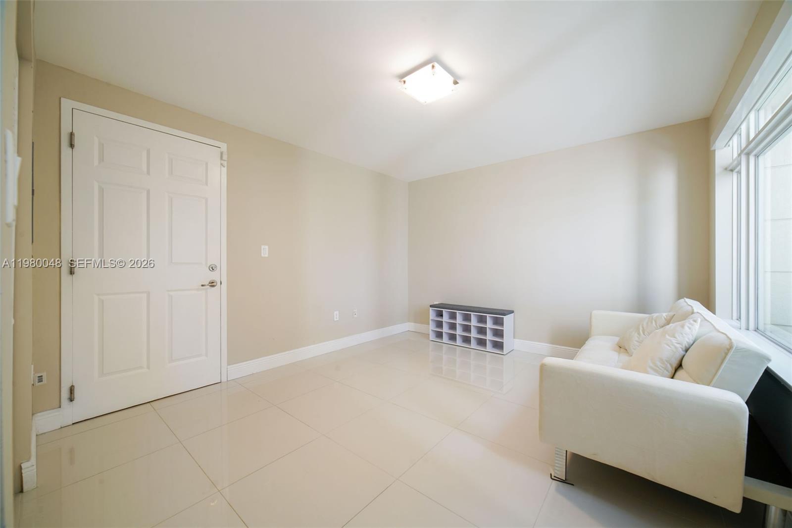 2729 NE 184th Ln 2729