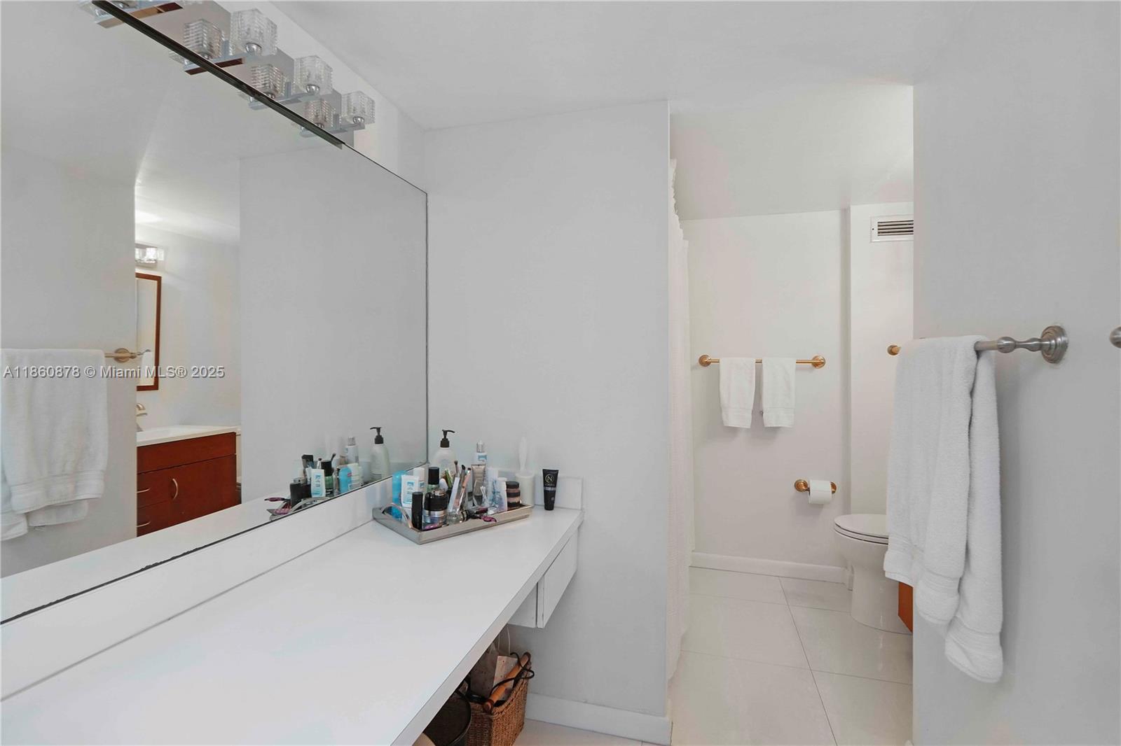 CAPE FLORIDA CLIB CONDO P - Residential