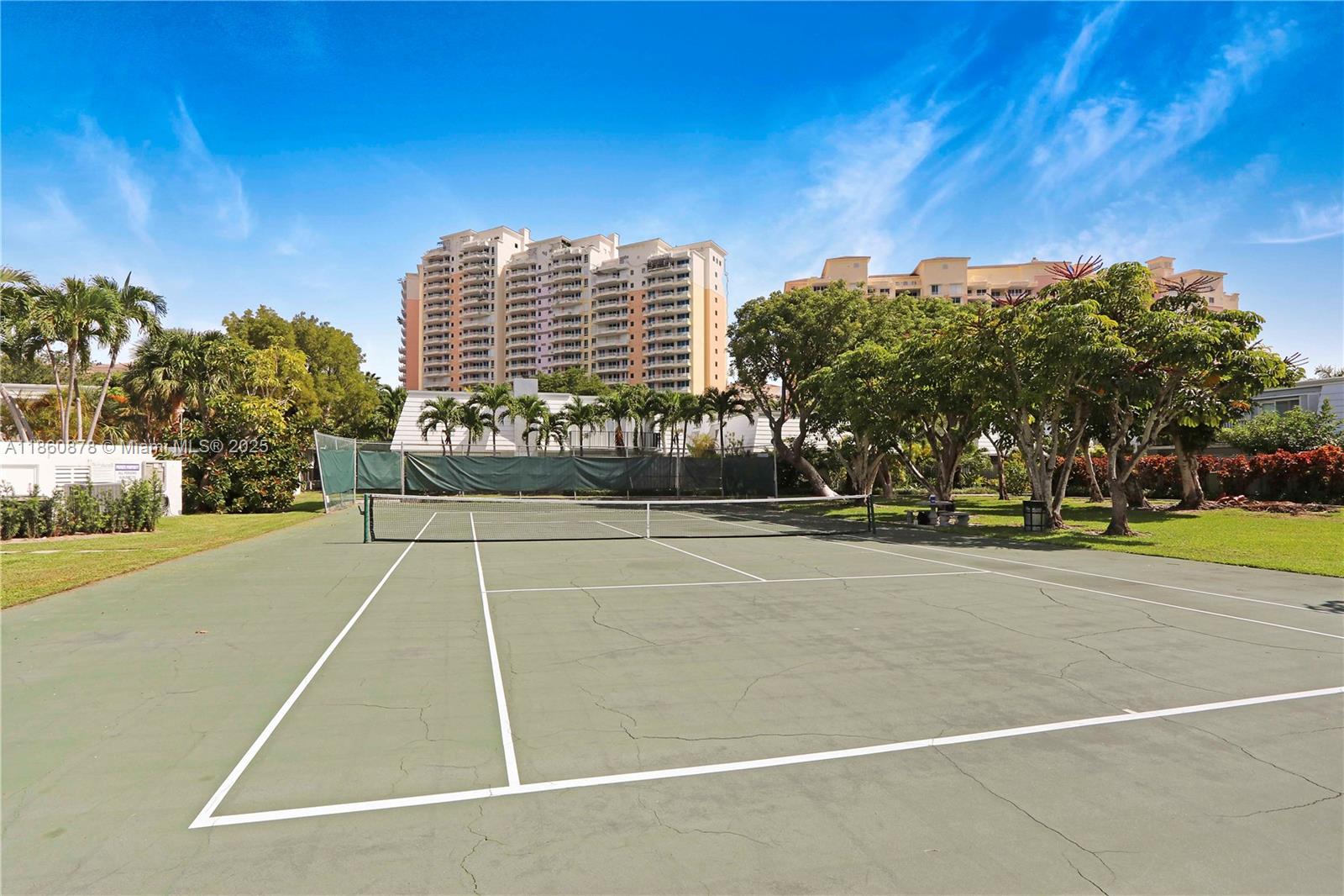 CAPE FLORIDA CLIB CONDO P - Residential