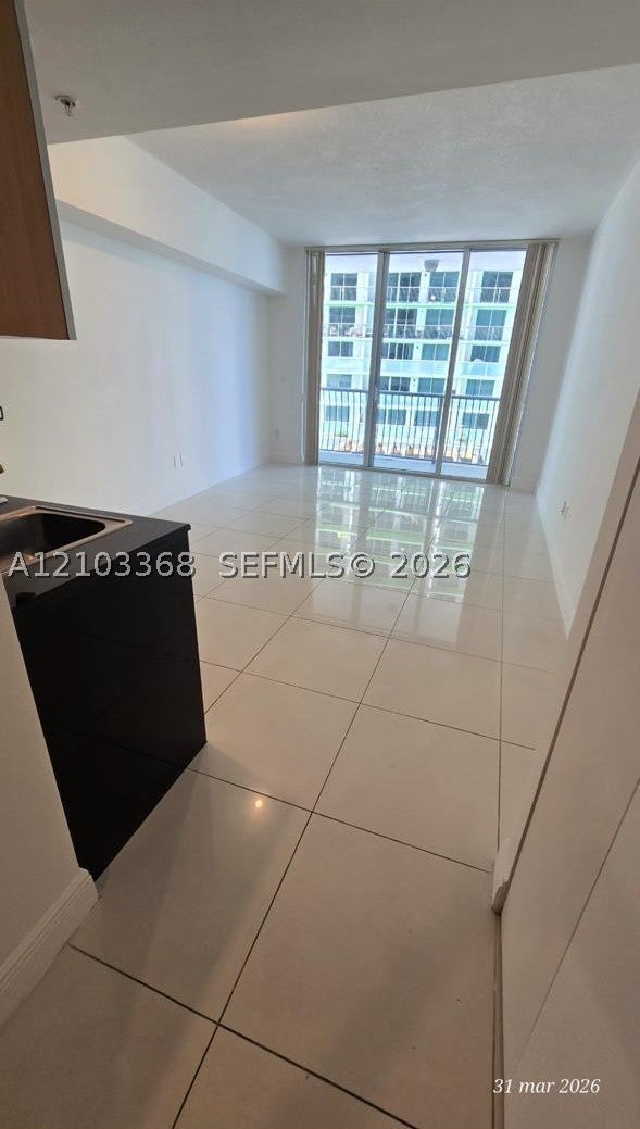 1750 N Bayshore Dr 1209